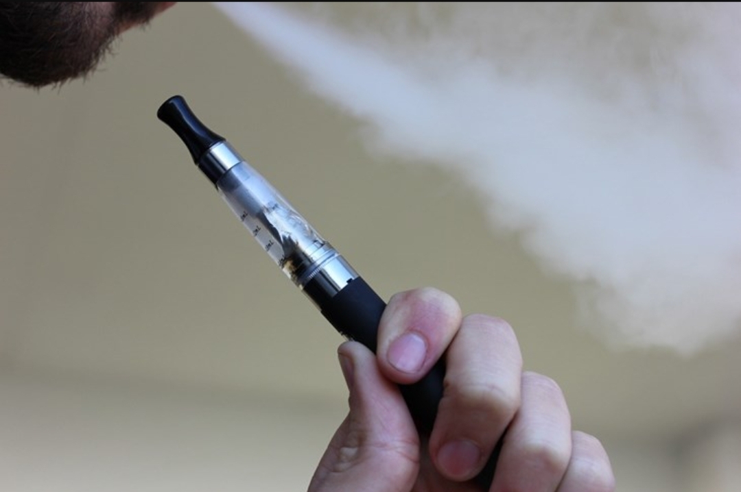 E-CIGARETE Nova poast u kolama ostavlja posljedice na zdravlje: "Stanje  je alarmantno" - Klik Medija